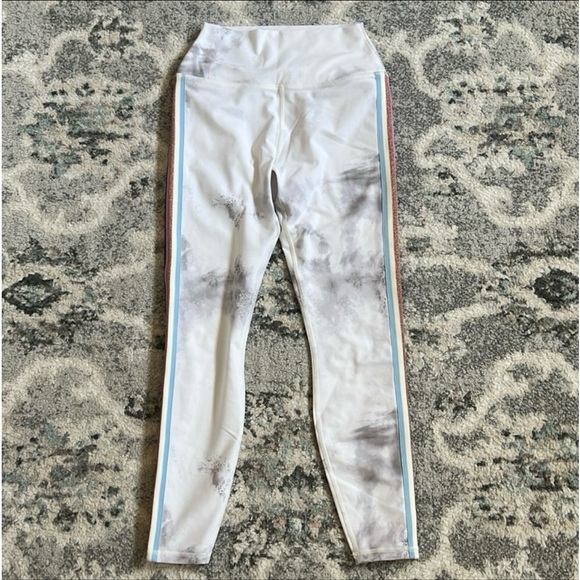 Spiritual Gangster Leggings - Picture 1 of 11